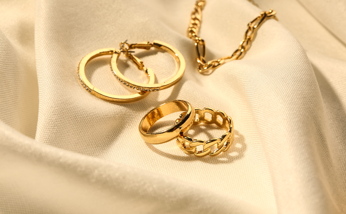 18K Gold Guide: Purity, Price, Colors, Durability, Care And Repair 2 22K vs 18K vs 14K Gold – What's the Difference? - Panos Koromilas Jewellery Store